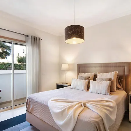 Da Ourada Marina Luz * 阿尔布费拉